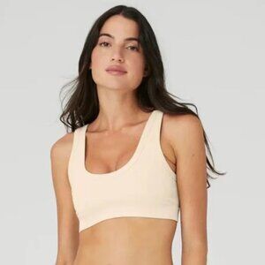 Alo Yoga Seamless Chosen Bra and Airlift Legging Set in Macadamia - Size Small